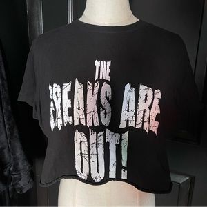 “The freaks are out!” Cropped Tee